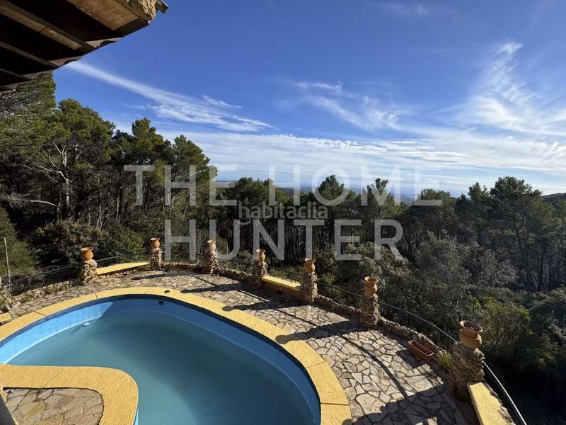 Foto a7b89d00-0ed1-466e-b929-96656ed1d732. Casa amb piscina a Puigpunyent