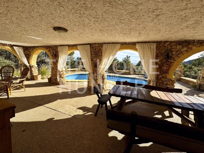 Foto d35405f4-cd12-4a41-b276-9e565901cd3c. Casa amb piscina a Puigpunyent