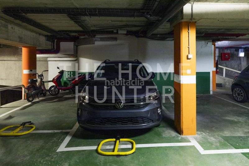 Foto b5bb38b9-8841-4706-b59f-8033477ffaee. Posto auto in Putget - Farró Barcelona