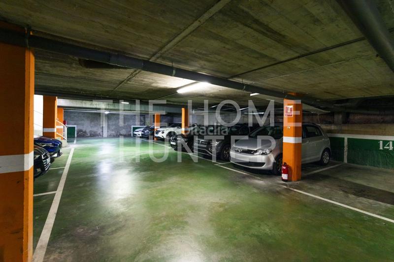 Foto 1d1b98d5-feeb-44f9-931b-89e294fb862d. Car parking in Putget - Farró Barcelona