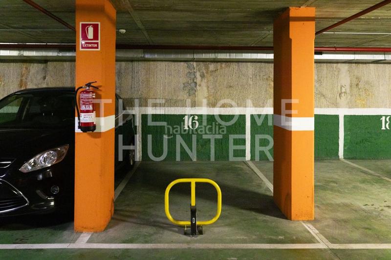 Foto b6a32ae7-3436-4bca-b24b-8d3e45c6f87e. Posto auto in Putget - Farró Barcelona