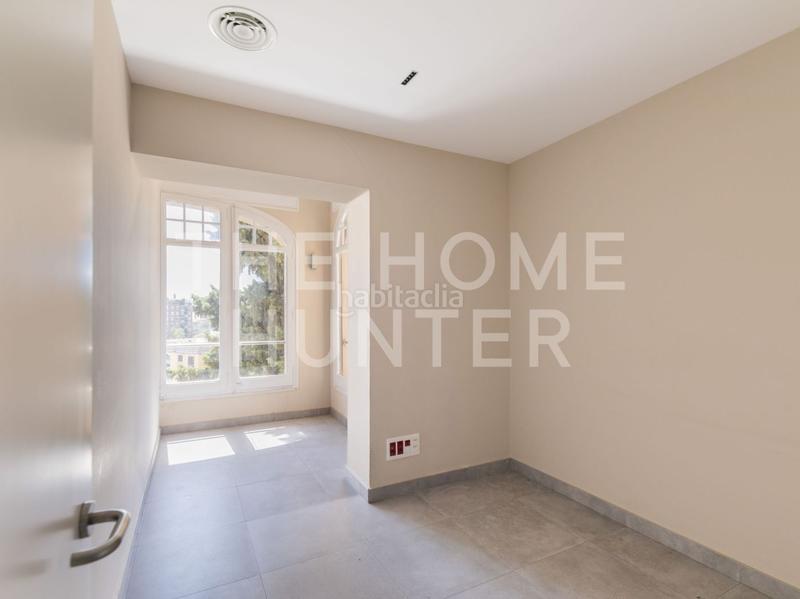 Foto 6ba227d1-eeb1-4f9a-966b-d6c9a2a3c15d. Lloguer oficina amb calefacció a Vallcarca - Penitents Barcelona