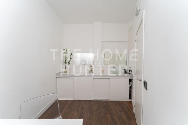 Foto 32303952-8849-4645-8485-97961c7d4642. Local comercial a Quintana Madrid