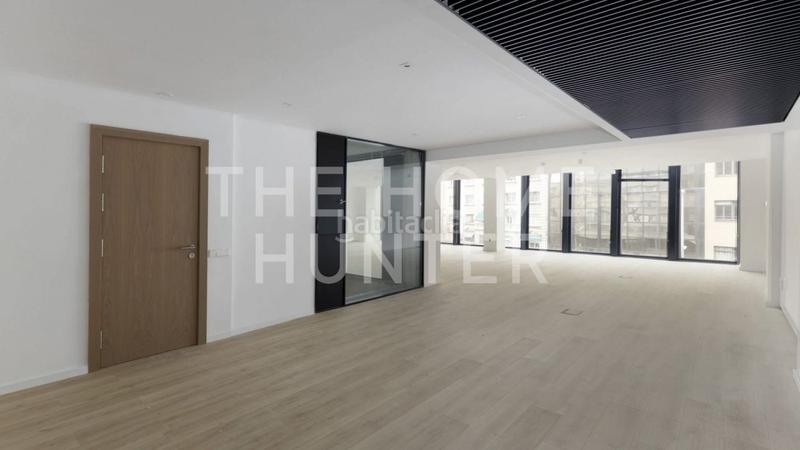 Foto 8684d935-74e2-40a1-ba65-f3e37cfe10d4. Rent office space with heating in L´Antiga Esquerra de l´Eixample Barcelona