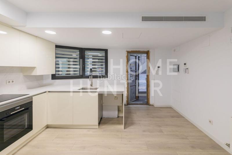 Foto 384b93fd-7786-4b40-89c5-ec9f6f729c08. Etagenwohnung mit heizung in Putget - Farró Barcelona