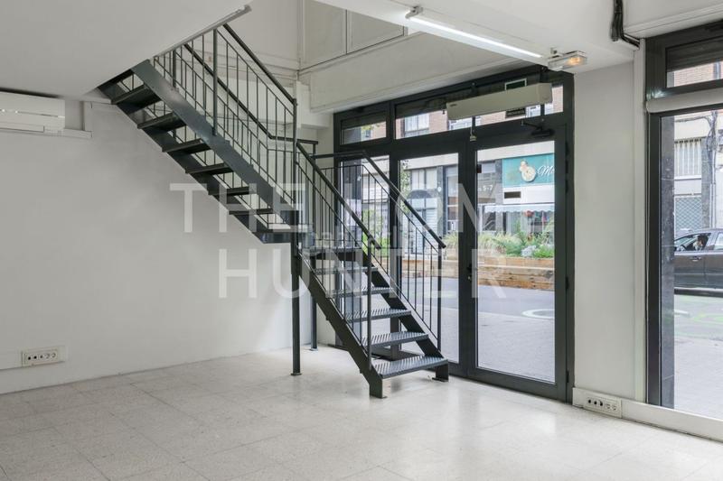 Foto 61efc763-54d3-43d5-90db-8bac5d3ea606. Rent business premise in Barri de les Corts Barcelona