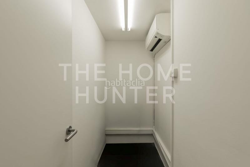 Foto c86fb85f-6f91-45ed-ad8d-4b14747a6551. Rent office space with heating in Barri de les Corts Barcelona