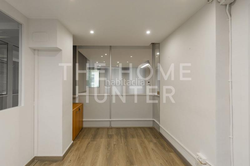 Foto 43710dc3-4216-4794-acab-43a06d2916a0. Affitto ufficio con riscaldamento in Barri de les Corts Barcelona