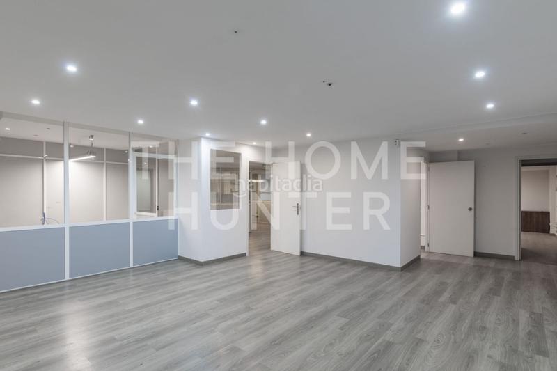 Foto cbcb295d-c01a-4e00-97dc-875cc8657e58. Affitto ufficio con riscaldamento in Barri de les Corts Barcelona