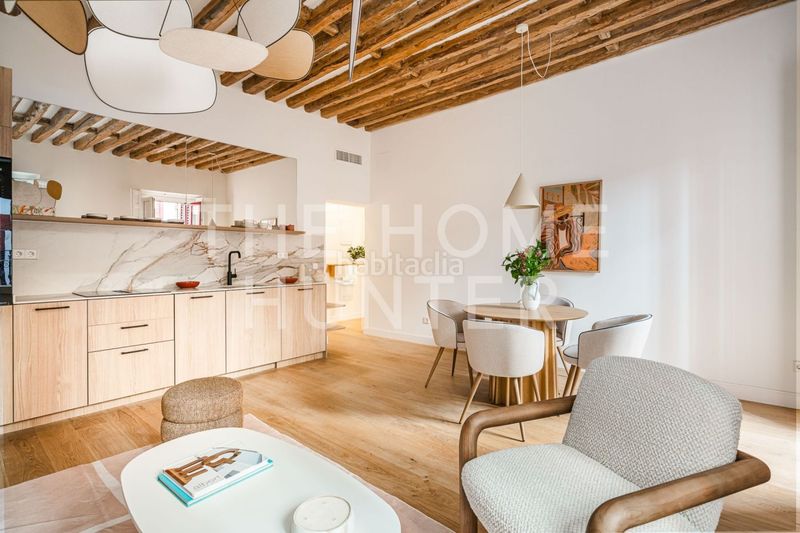 Foto aaea5d6a-be20-474c-bf1d-8cfae0f675bc. Pis amb calefacció a Universidad-Malasaña Madrid