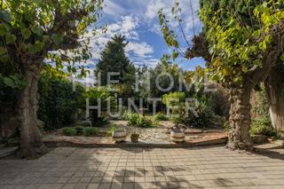 Maison  Cl arguelles. Casa de 352 m2 en venta en mataró