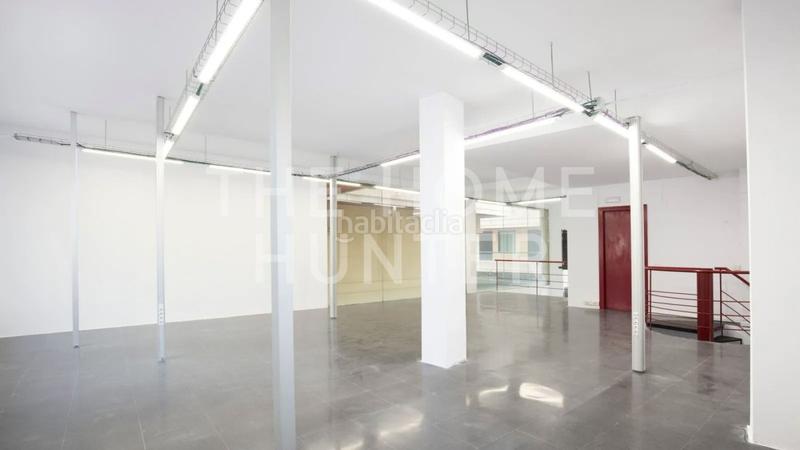 Foto f66da02b-9f6a-4163-93b9-6abcc52e4cb6. Location local commercial dans Barri de les Corts Barcelona