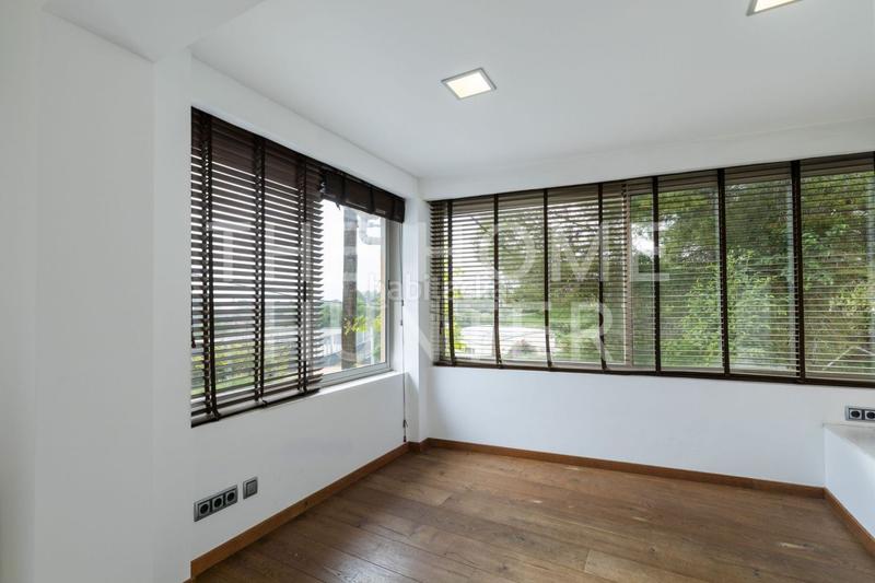 Foto 348f6d3b-e520-49de-9601-13814cc7650b. Casa amb calefacció piscina a Bellaterra