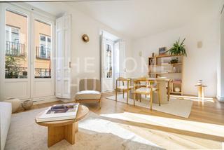 Appartement  Esperanza. Piso de 76 m2 con vistas en venta en embajadores, madrid