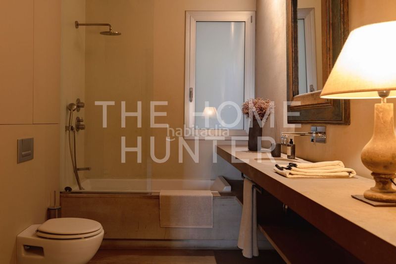 Foto aeb5b2c4-f50d-41a1-a79f-b4ee86afc9cc. Pis amb calefacció a Raval Barcelona