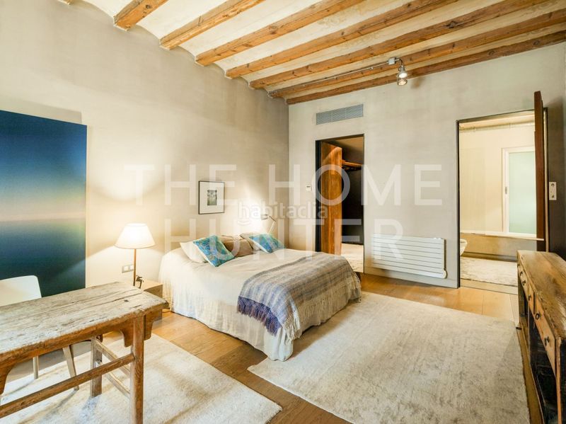 Foto 78d3fc08-95e8-4263-9106-4b06fea77ee9. Pis amb calefacció a Raval Barcelona