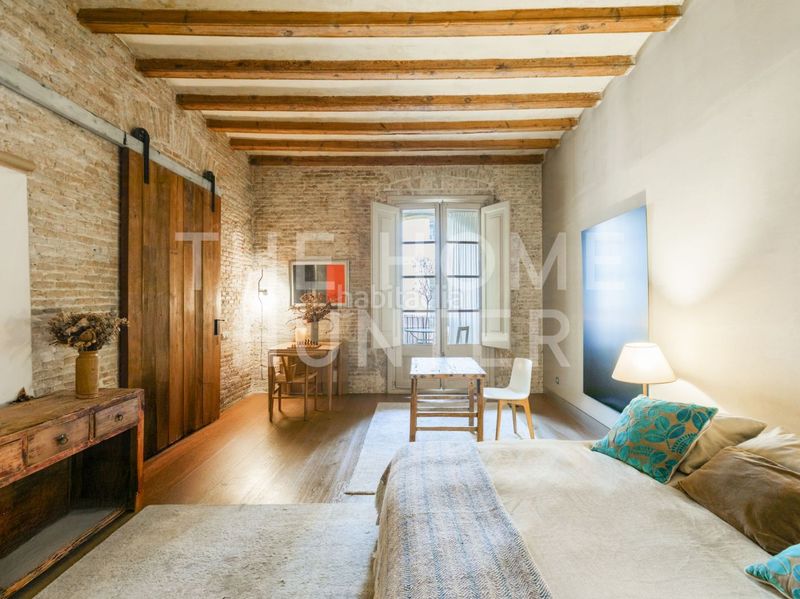 Foto a2dc16a9-0fe3-48fa-9742-0624c8ec80d1. Pis amb calefacció a Raval Barcelona