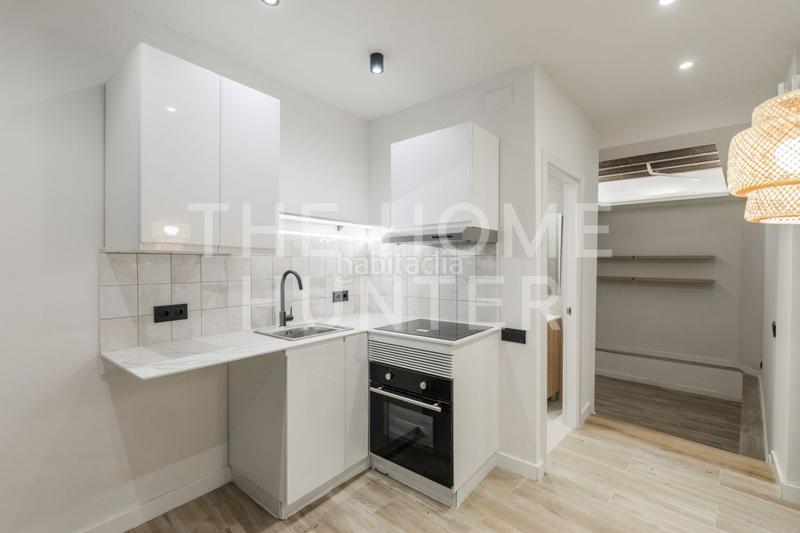 Foto 31a840d0-f702-4efb-a800-2d4f69020daa. Local comercial a St. Pere - Sta. Caterina - El Born Barcelona