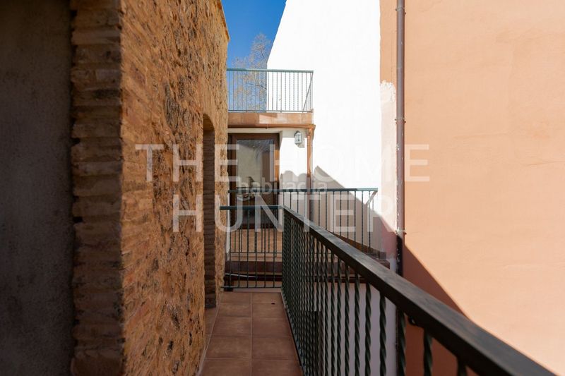 Foto c9a8de8e-2d00-4098-bdc1-a7ac800abc34. Casa amb calefacció aparcament a Castelló d´Empúries