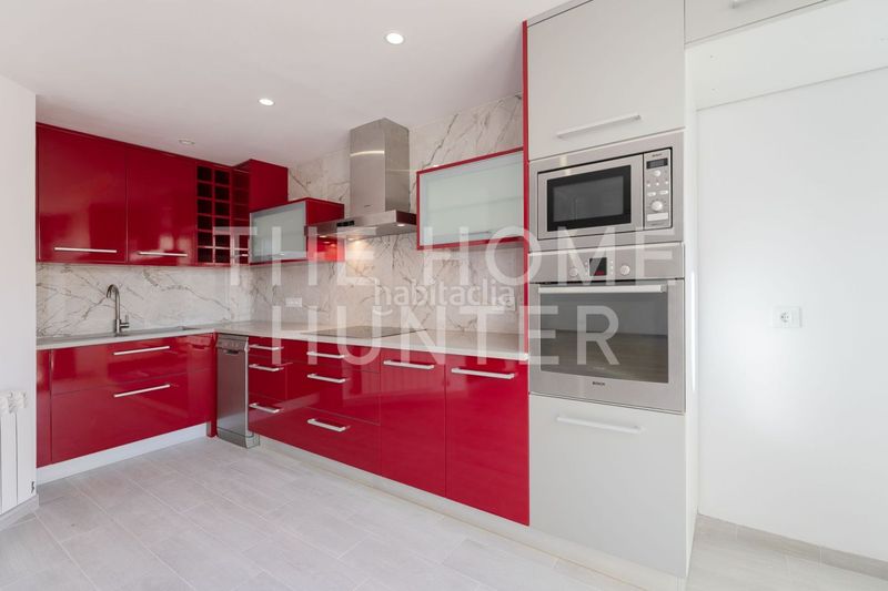 Foto eb07ddf2-f914-46b5-b3d0-bbcbd82fb2ce. Casa amb calefacció aparcament a Castelló d´Empúries