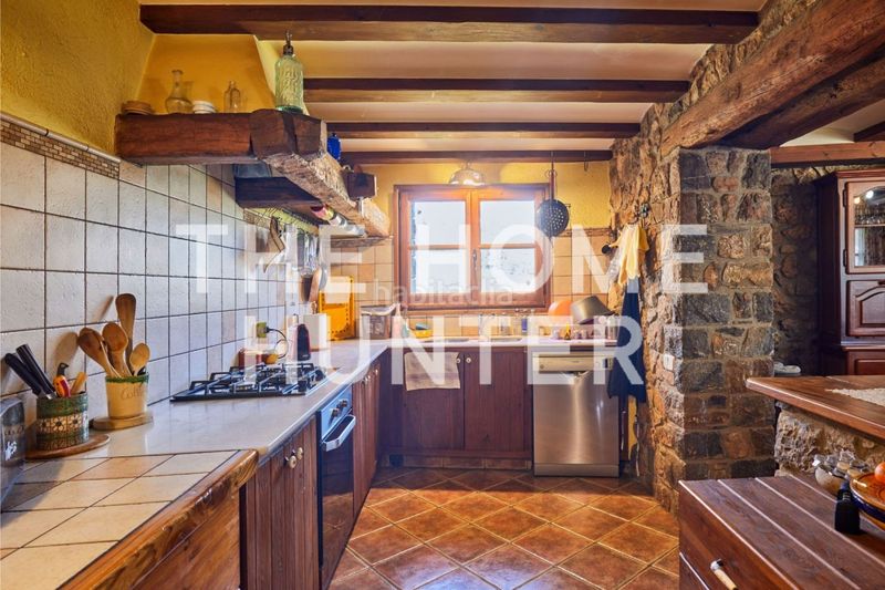 Foto a71ce2fa-c050-4da4-9848-a93d113826ce. Casa amb calefacció aparcament a Saldes