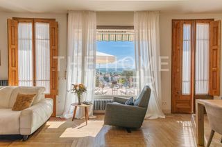 Casa  Cl richard wagner. Casa de 388 m2 con vistas en venta en barcelona
