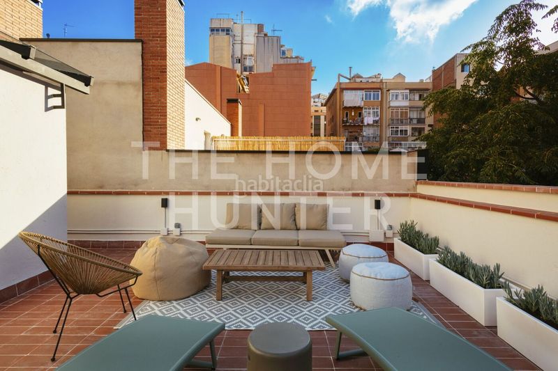 Foto 2672b33d-244f-4a6f-989f-b3c8765cf4aa. Casa amb calefacció aparcament piscina a Sagrada Família Barcelona
