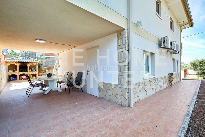 Foto 1b5614a9-eb34-481e-8484-8d2b0b800f96. Casa amb calefacció aparcament piscina a L´Antiga Esquerra de l´Eixample Barcelona