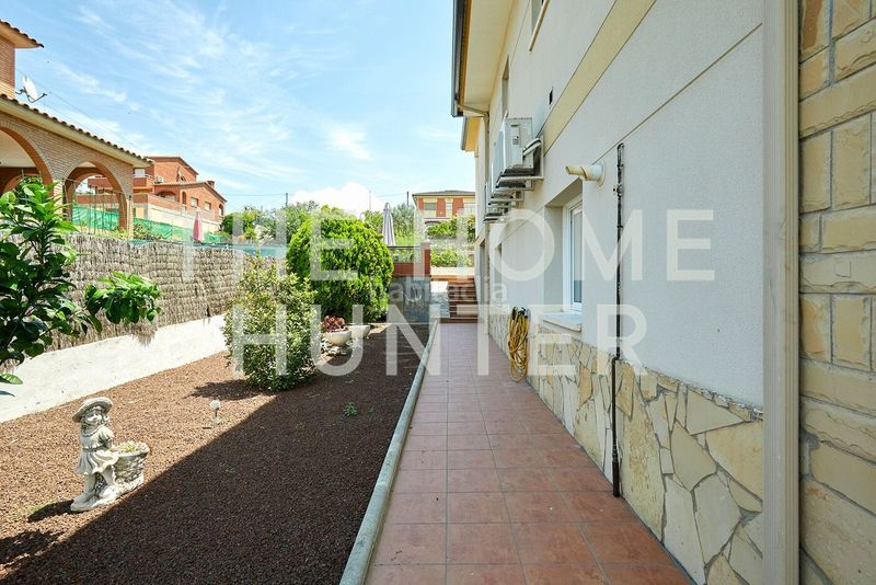 Foto 5ff936c6-3970-454d-844b-b7a227258d9d. Casa amb calefacció aparcament piscina a L´Antiga Esquerra de l´Eixample Barcelona