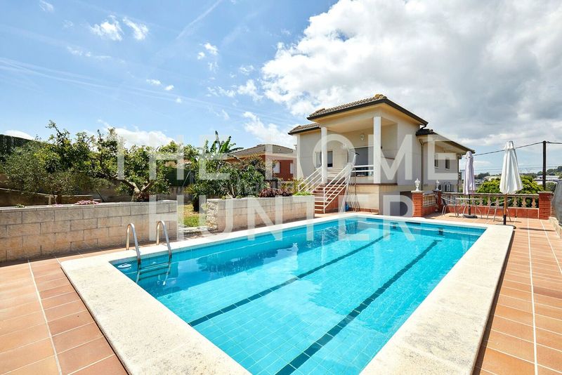 Foto 6553f811-cec8-44d6-b6a7-1427d36c1214. Casa amb calefacció aparcament piscina a L´Antiga Esquerra de l´Eixample Barcelona