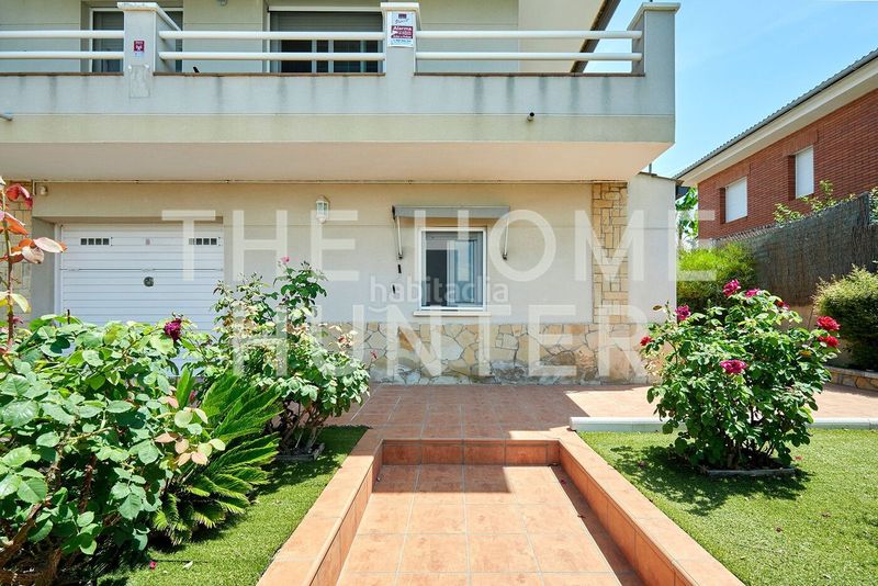 Foto 6ac87fae-3ae1-48b5-9de4-d318e3dd2b83. Casa amb calefacció aparcament piscina a L´Antiga Esquerra de l´Eixample Barcelona