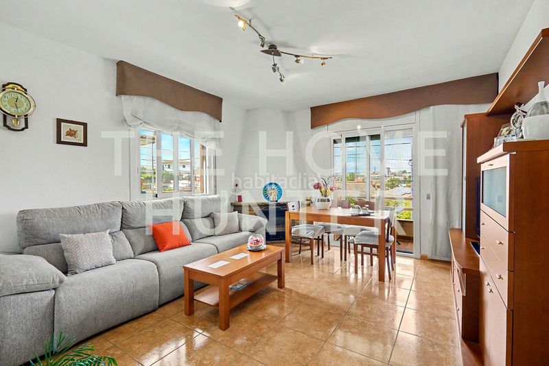 Foto 89863920-61e5-4fee-8224-143a4e709998. Casa amb calefacció aparcament piscina a L´Antiga Esquerra de l´Eixample Barcelona