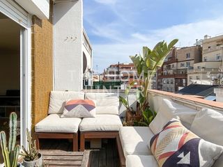 Affitto Attico  Rios rosas 19, planta ático 1. Ático de 55 m2 con vistas y terraza en alquiler en el putxet i e