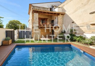 Maison à Ventalló. Casa de 366 m2 con vistas en venta en ventalló