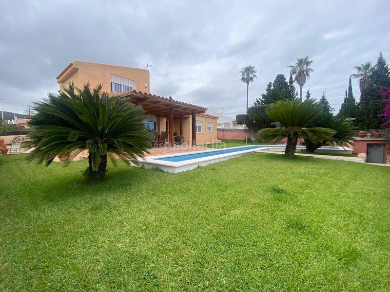 Foto 73080a94-2d9b-4c7d-b1e6-43610768899a. Chalet dans vía po polígono 9c 15 dans Costa Sur Peñíscola