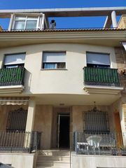Pis a Calle Agustina Aragón