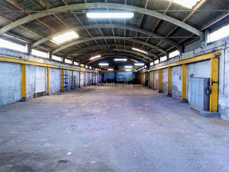 Foto f111503c-516b-4dd8-b874-60e552873220. Nau industrial a Parroquias del Este Lugo