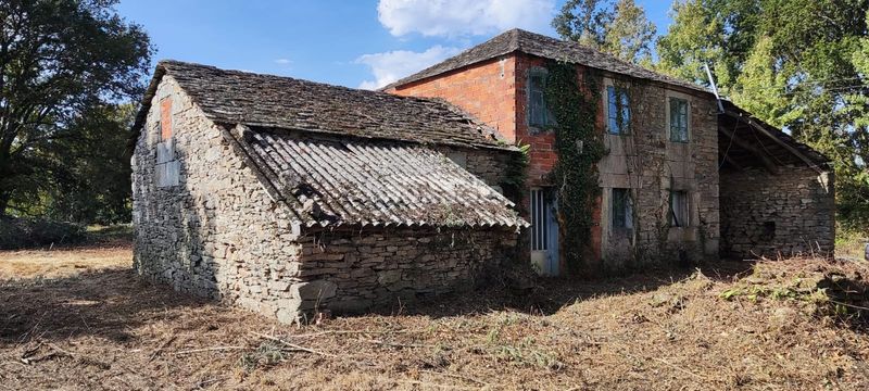 Foto 5a437aa0-50d2-40f9-b65b-2561da91e7ef. Masia a Begonte