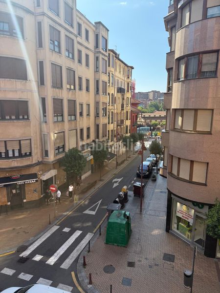 Foto 42d108e0-5d0f-4e1b-972b-2443768f355f. Pis amb calefacció a Centro Barakaldo