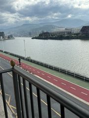 Pis  Elorrieta erribera. Vivienda exterior con vistas a la ria