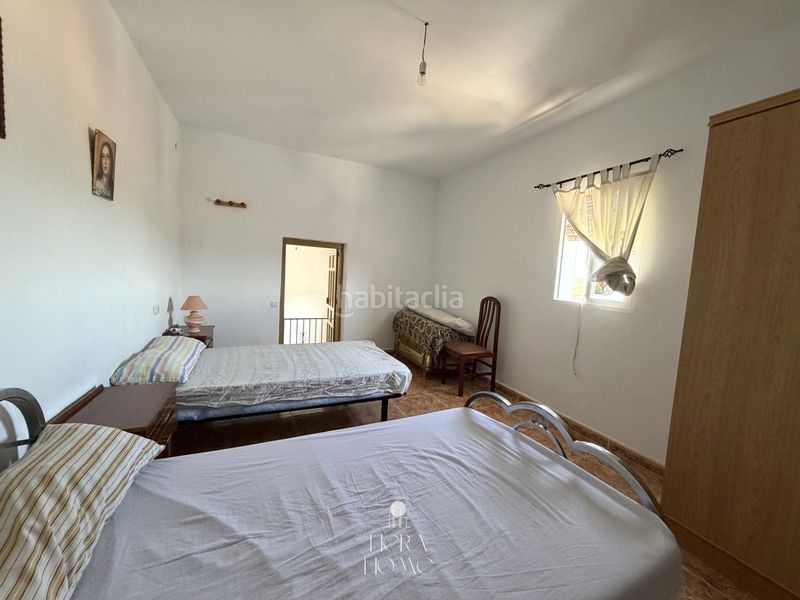 Foto fc6538b5-a81d-4670-97e0-1fae46c24592. Casa adossada a Ardales