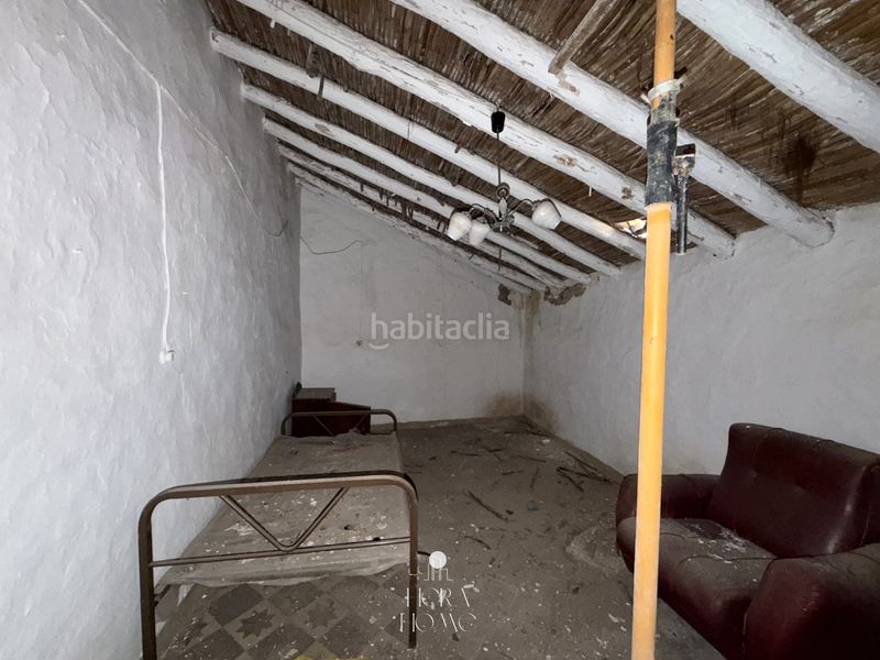 Foto 330075e3-5fa4-4875-9e69-e4d6396def29. Casa adossada amb aparcament a Álora