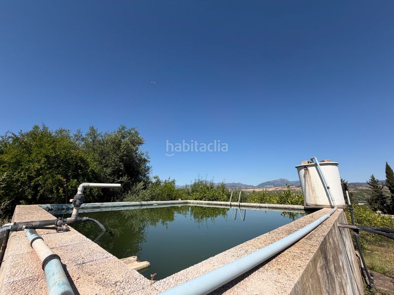 Foto 87c392fc-d82d-4bb0-920b-996fe800506f. Masia amb xemeneia aparcament piscina a Pizarra