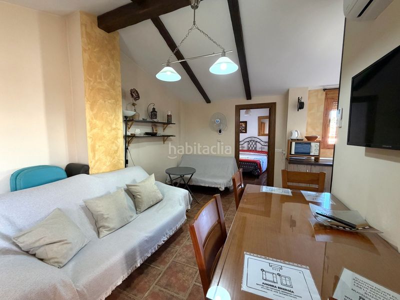 Foto 08775540-61d9-471a-a6e5-ef7d237573e6. Casa adossada amb xemeneia aparcament a Ardales