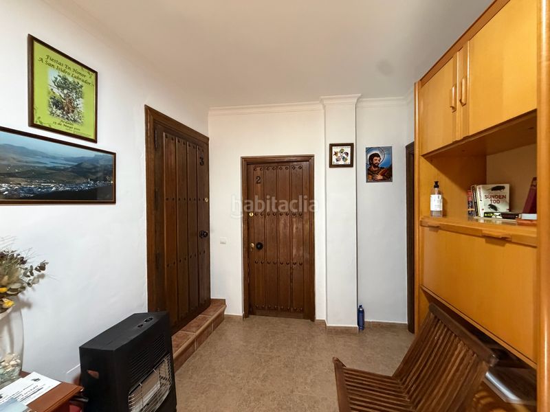 Foto c5800868-cbd7-4a75-8447-a436c428b296. Casa adossada amb xemeneia aparcament a Ardales