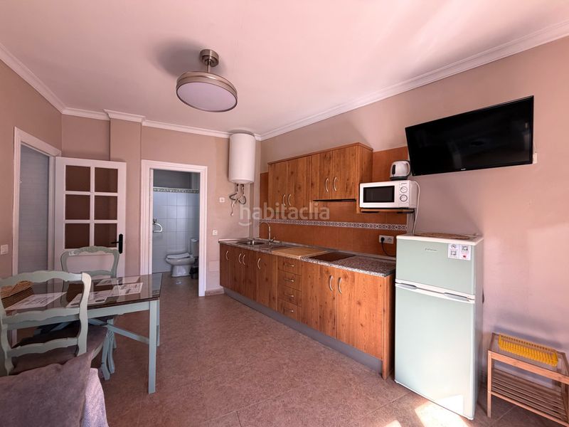 Foto da4bd998-d88d-4e33-9e1f-157e90fd0816. Casa adossada amb xemeneia aparcament a Ardales