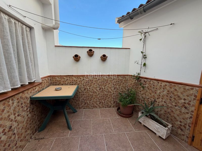 Foto dac5520e-9f20-4e60-9551-06efa82e083c. Casa adossada amb xemeneia aparcament a Ardales