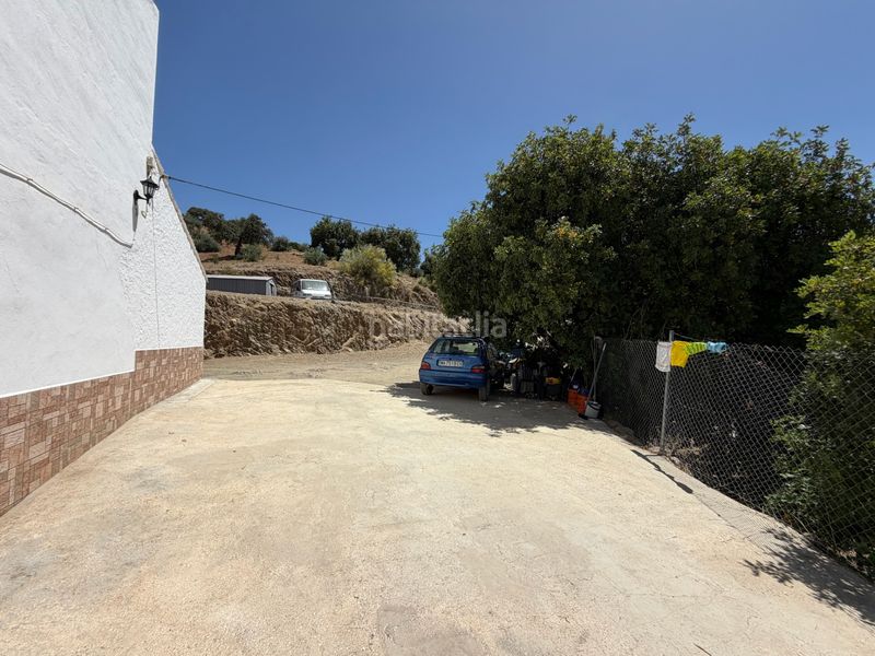 Foto 41f8b23c-6480-438e-a8b5-33e1a0660e7e. Masia amb xemeneia aparcament piscina a Álora