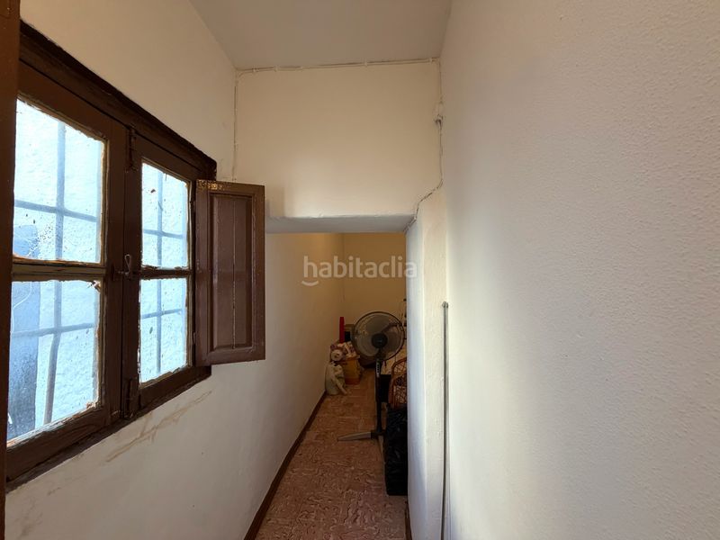 Foto b3f824bc-a5c1-4950-85d9-43d04790d04d. Casa amb xemeneia aparcament a Ardales