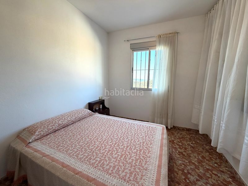 Foto f46ba138-f02a-416c-a535-3ab1b95111bb. Casa amb xemeneia aparcament a Ardales